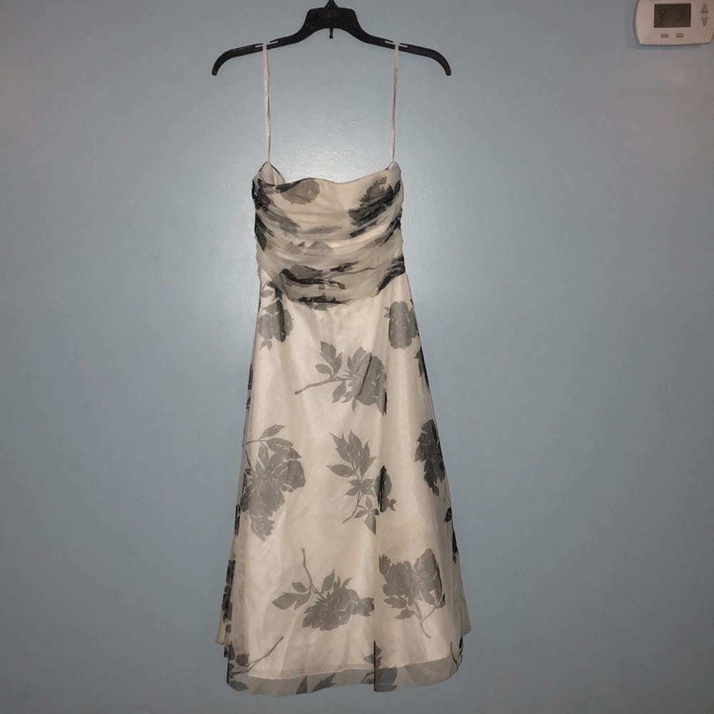 White Patterned Sleeveless/Strapless Dress